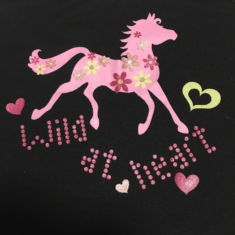 BOGO Tank top Wild at heart horse Total girl Sz Med 7/8